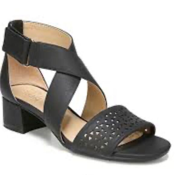Naturalizer Adaline 2 black sandals size 8.5W. - Picture 1 of 9